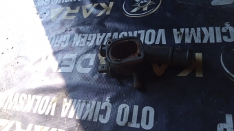 038121133 Seat Ibiza 1.9TDİ 1.4TDİ motor su flanşı /termostat kapağı