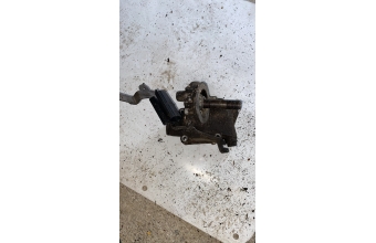 06A115417 Audi A3, A4 (B6/B7), TT 1.8T, 1.8, 2.0yağ filtre braketi / yağ filtre gövdesi çıkma