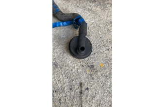 074129101 (1991-2003) Volkswagen. T4 2.4-2.5 motor havalandırma (külbütör) valfi basınç regülatör valfi