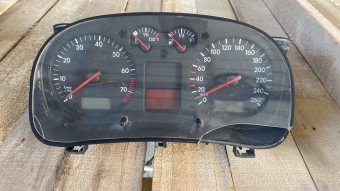 1035100002 Volkswagen Golf 4 MK4 Bora kilometre saati