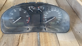110008776 Volkswagen B 5 kilometre saati