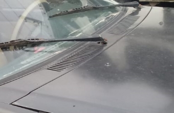 1986 model mazda 626 1.6 benzinli çıkma cam önü ızgarası