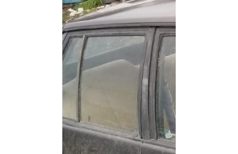 1986 model mazda 626 1.6 benzinli çıkma sağ arka kapı camı