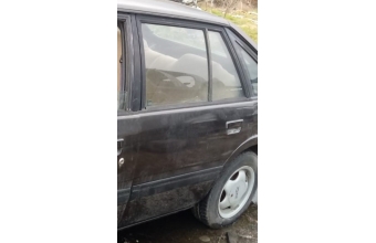 1986 model mazda 626 1.6 benzinli çıkma sol arka kapı