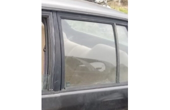 1986 model mazda 626 1.6 benzinli çıkma sol arka kapı camı
