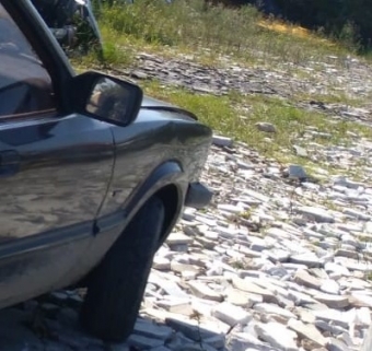1988 ford taunus çıkma sağ ön çamurluk.