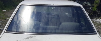 1988 model mazda 323 1.6 çıkma arka cam