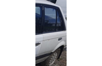 1988 model mazda 323 1.6 çıkma sol arka kapı
