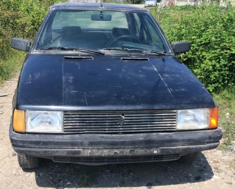 1988 model renault broadway 1.4 karburatörlü kesme ön kasa