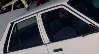 1991 1996 model kia capital 1.5 çıkma sağ takım kapı camı.