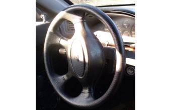 1992 model daihatsu applause 1.6 16 valf çıkma direksiyon simidi.