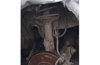 1992 model hyundai excel 1.5 karburatörlü çıkma amortisör kep yay