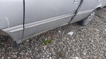 1992 model hyundai excel 1.5 karburatörlü çıkma kapı bandı