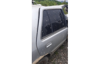 1992 model hyundai excel 1.5 karburatörlü çıkma sağ arka dolu kapı