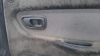 1992 model hyundai excel 1.5 karburatörlü çıkma sağ arka kapı iç kolu