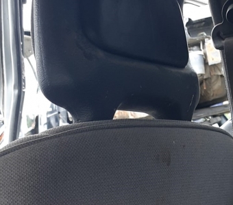 1992 model hyundai excel 1.5 karburatörlü çıkma sağ ön koltuk başlık