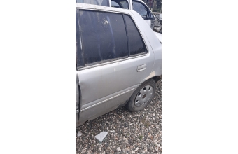 1992 model hyundai excel 1.5 karburatörlü çıkma sol arka dolu kapı