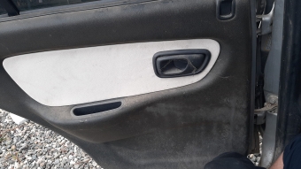 1992 model hyundai excel 1.5 karburatörlü sökme sol arka kapı döşemesi