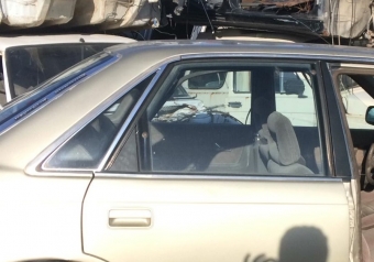 1992 model mazda 626 çıkma sağ arka kapı camı