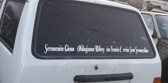 1992 model tofaş kartal çıkma bagaj camı