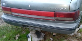 1992 model toyota corona 2.0 çıkma arka tampon.