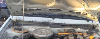 1993 model lada samara 1.5 çıkma kaput menteşe.