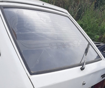 1993 model lada samara 1.5 karburatörlü çıkma bagaj camı