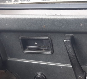 1993 model lada samara 1.5 karburatörlü çıkma sağ ön kapı kolçağı