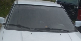 1993 model mazda 323 jb çıkma ön cam