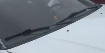1993 model mazda 323 jb çıkma ön cam silecek kolu