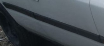 1993 model mazda 323 jb çıkma sağ takım kapı bandı