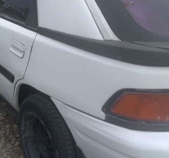 1993 model mazda 323 jb çıkma sol arka çamurluk