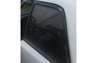 1993 model mazda 323 jb çıkma sol arka kapı camı