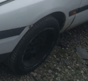 1993 model mazda 323 jb çıkma sol ön jant lastik