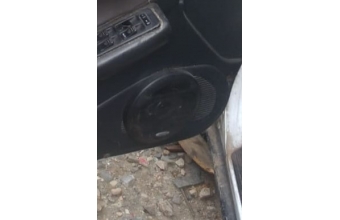 1993 model mazda 323 jb çıkma sol ön kapı hoparlör