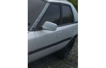 1993 model mazda 323 jb çıkma sol takım kapı