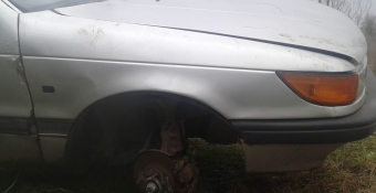 1993 model mitsubishi lancer 1.6 glx çıkma orjinal sağ ön çamurluk