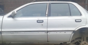 1993 model mitsubishi lancer 1.6 glx çıkma sol takım kapı