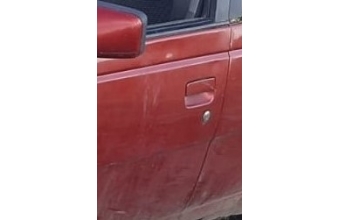 1993 model peugeot 405 çıkma sol ön kapı kolu