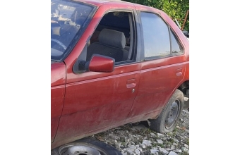 1993 model peugeot 405 çıkma sol takım kapı