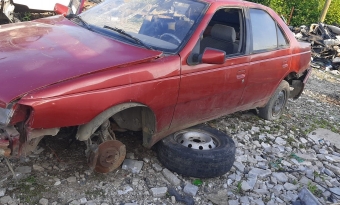 1993 model peugeot 405 çıkma sol yan panel