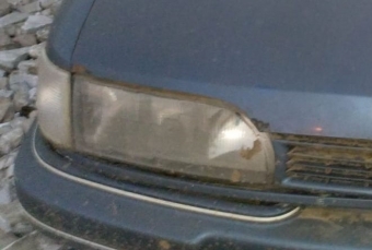 1994 ford sierra 2.0 karbüratörlü çıkma sağ far