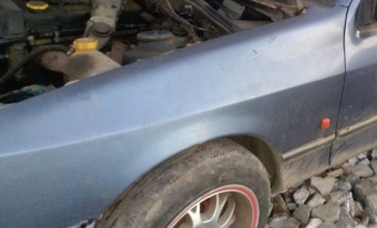 1994 ford sierra 2.0 karbüratörlü çıkma sol ön çamurluk