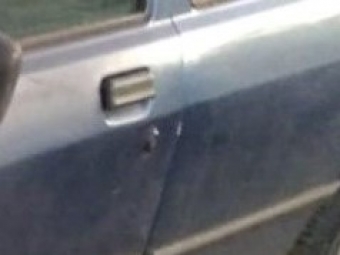 1994 ford sierra 2.0 karbüratörlü çıkma sol ön kapı kolu