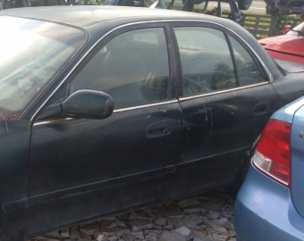 1994 hyundai sonata çıkma sol takım kapı.
