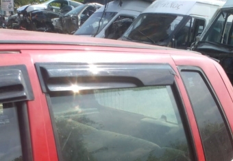 1994 model 60 lık fiat uno çıkma sol arka cam plastiği