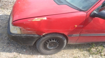 1994 model 60 lık fiat uno çıkma sol ön çamurluk