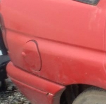 1994 model ford escort 1.6 çıkma depo kapağı.