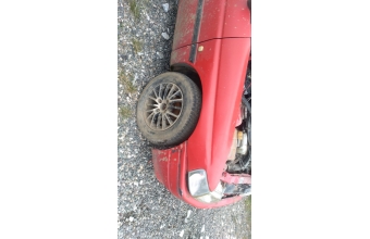 1994 model ford escort 1.6 çıkma sağ ön çamurluk.