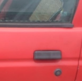 1994 model ford escort 1.6 çıkma sol ön kapı kolu.